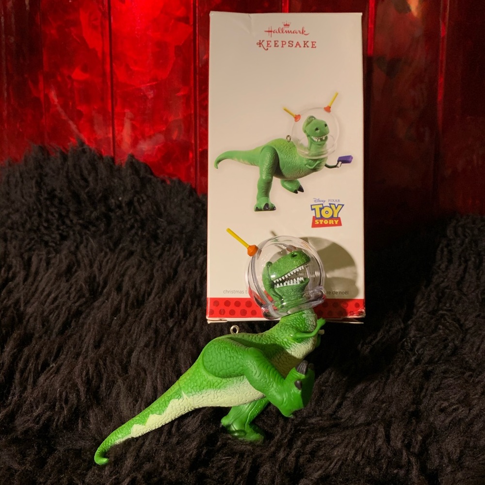 Hallmark Rex Ornament GUC!